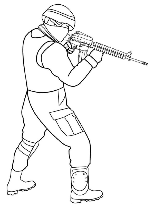 Soldat mit einer Waffe Ausmalbild